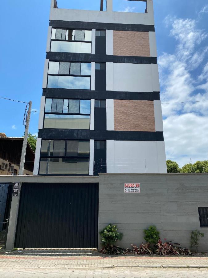 Apartamento Na Praia Alegre Proximo Ao Beto Carrero Com Vista Parcial Para O Mar - Penha-Sc Apt201 Пеня Екстериор снимка